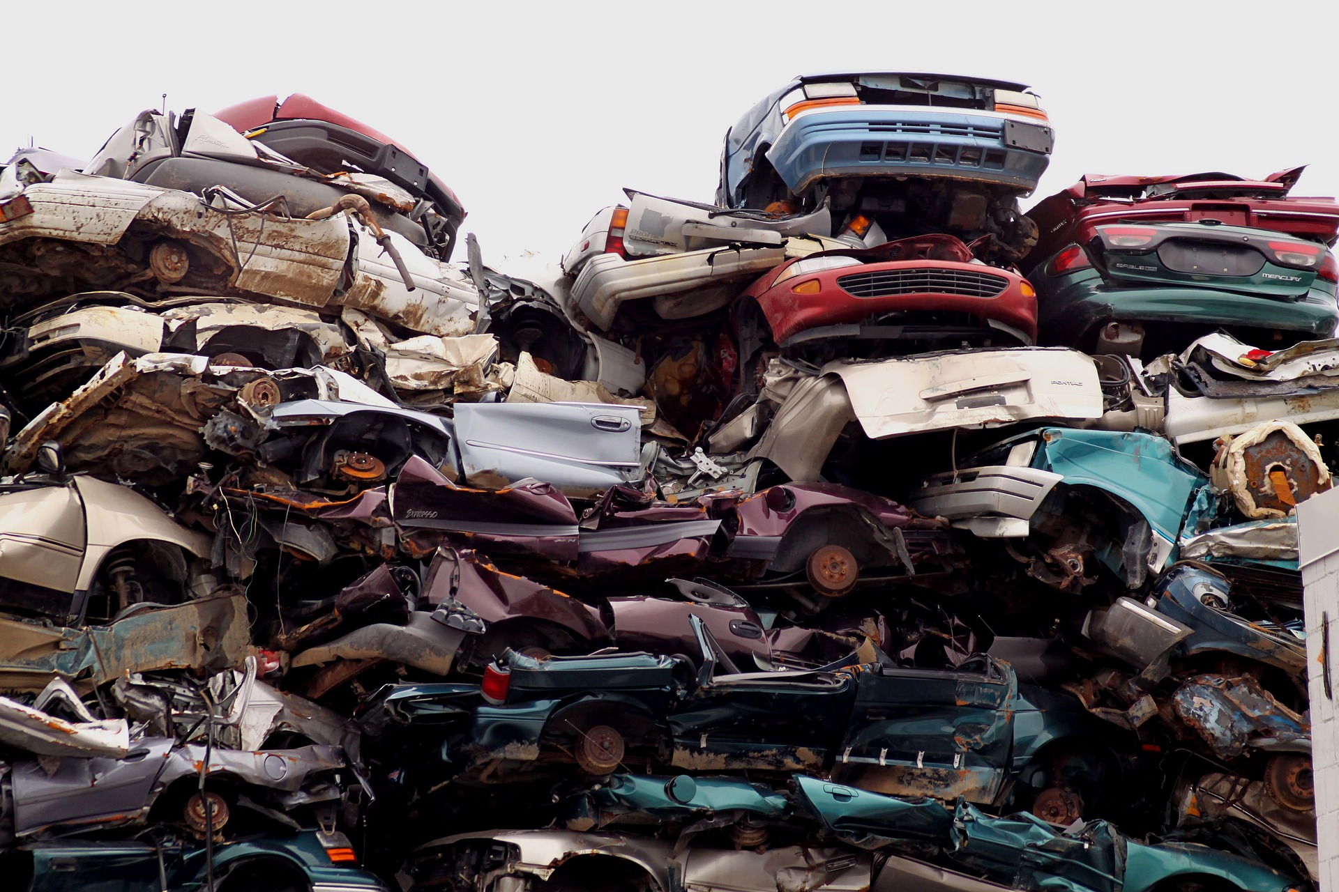 Todos los elementos que puedes reciclar de tu coche