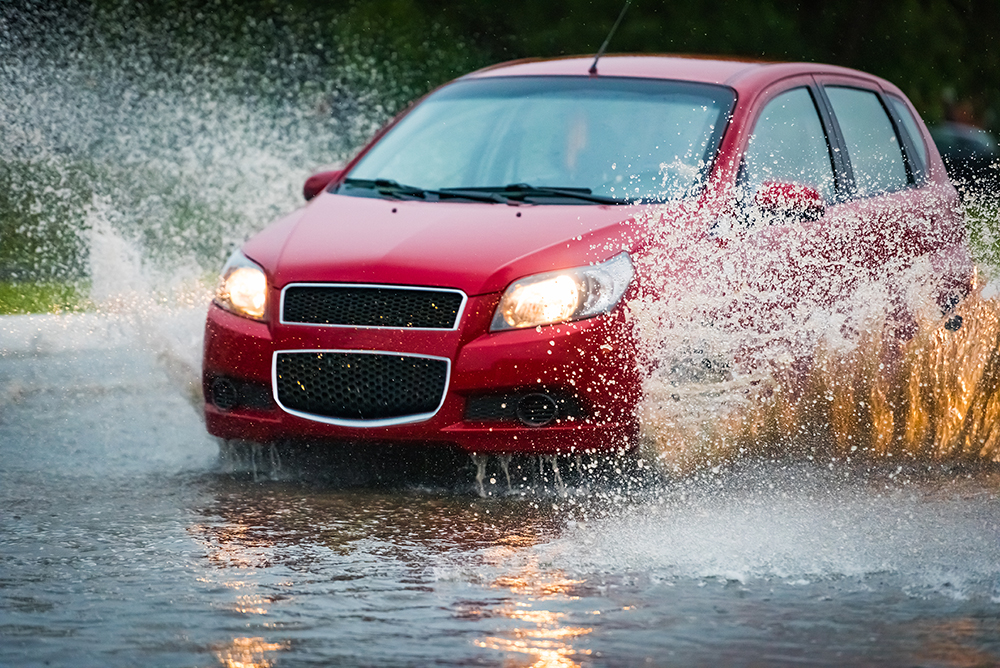 Temporal de lluvias: Cómo evitar el aquaplaning